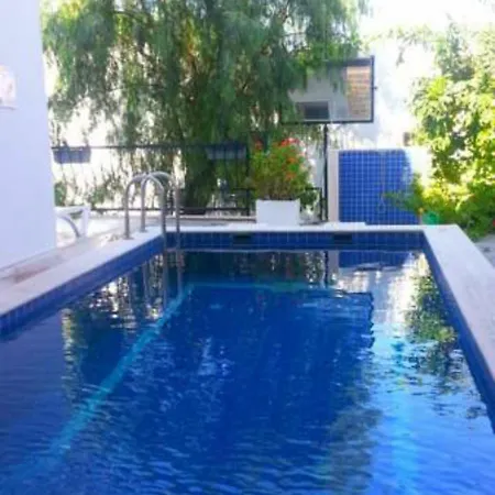 Emelce Apart 3* Bodrum