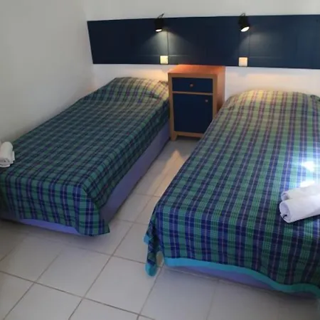 Apart Otel Emelce 3*