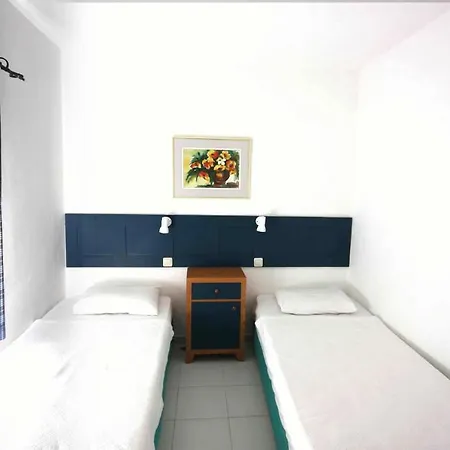 Hotel apartamentowy Emelce 3*