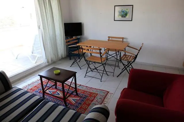 아파트호텔 에멜체 Bodrum