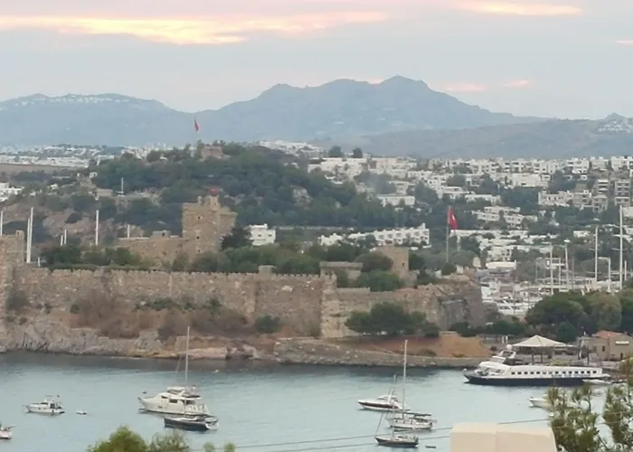 에멜체 3* Bodrum