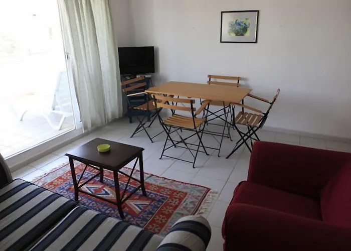 에멜체 아파트호텔 Bodrum