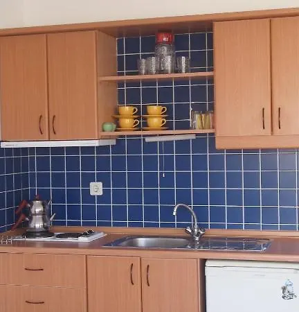 Emelce 3* Αλικαρνασσός